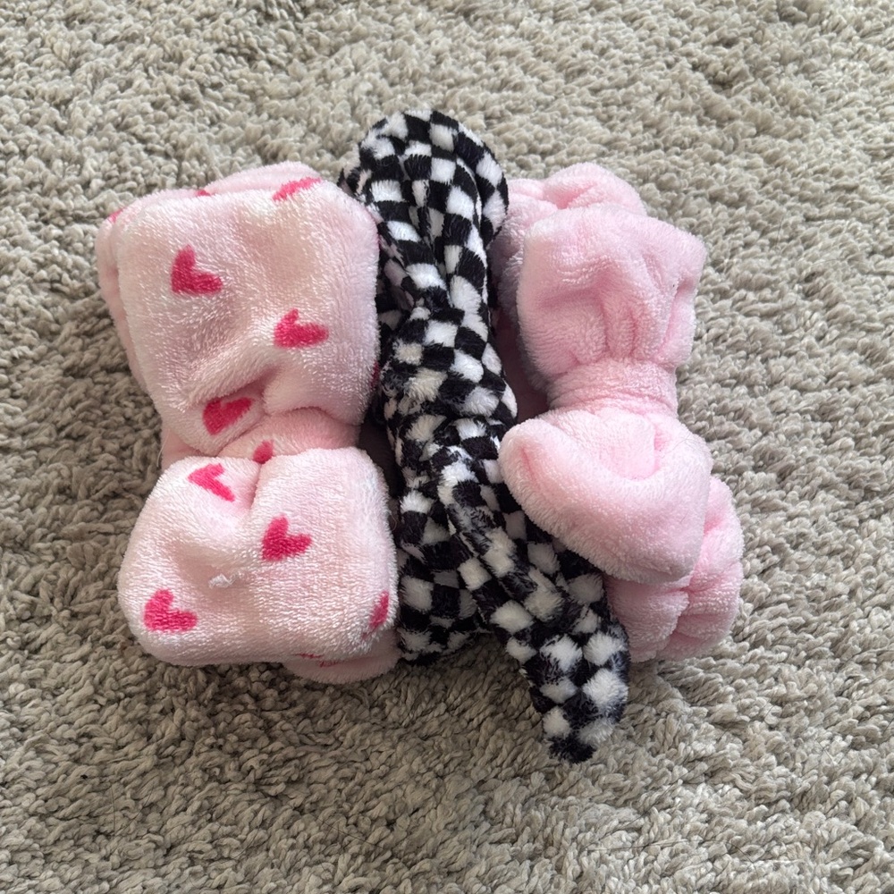 Pink and Black Skincare and Makeup Headband Set